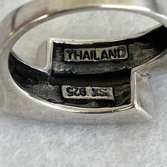 Sterling Silver 925 SX Modernist Black Onyx & Mother Of Pearl Band Ring Sz 5.75 - Picture 8 of 16